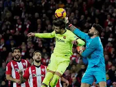 3377官网-转折点！毕尔巴鄂竞技防线松动，荷甲冲刺阶段攻防权衡，震撼外界，细节决定成败