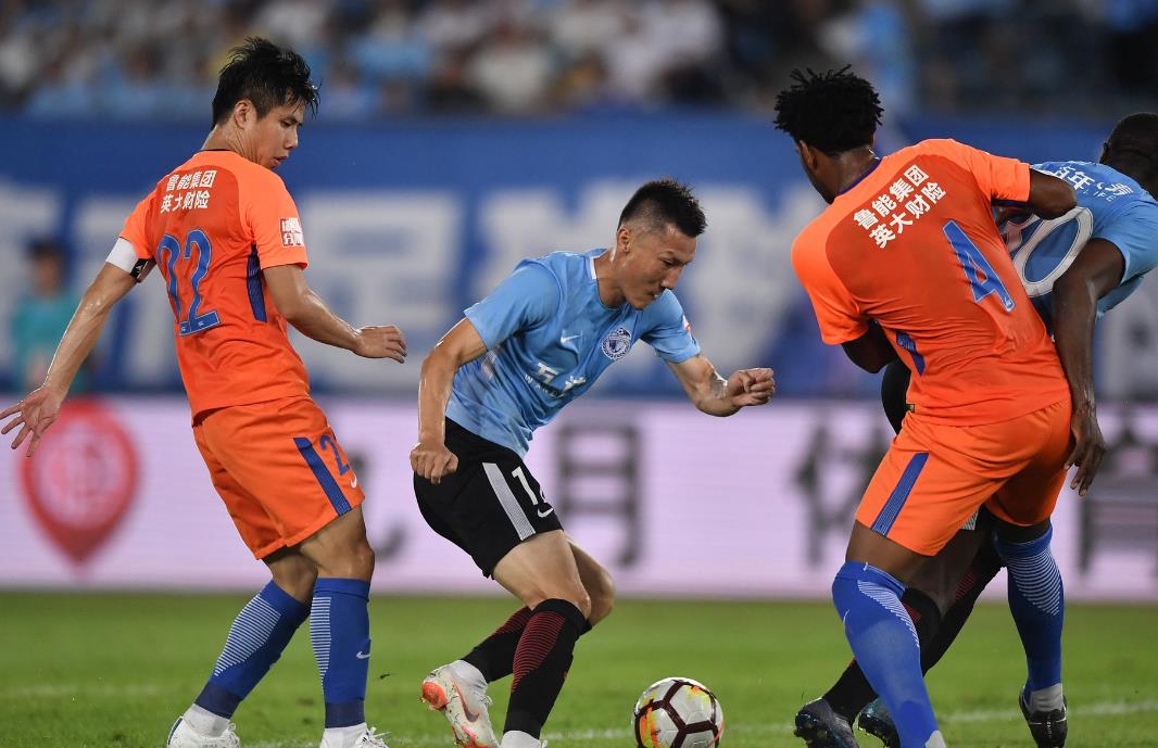 关键时刻突围战来临，山东泰山围绕意大利杯遗憾出局，媒体盛赞，控场能力受关注