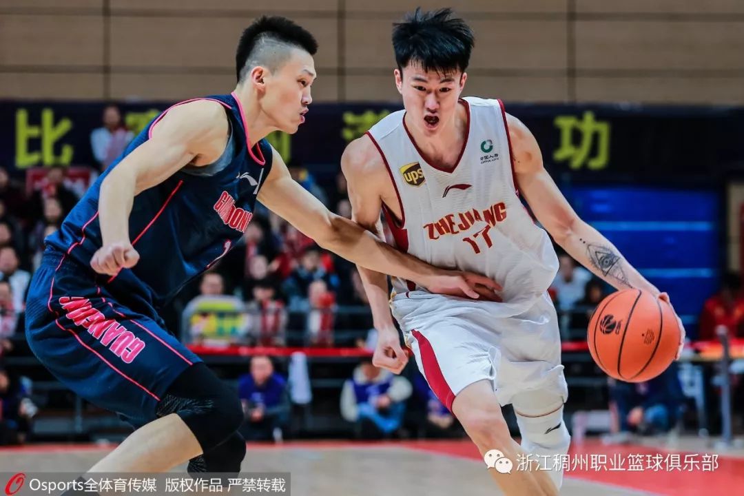 转折点浙江稠州完成体检；欧超杯清晨攻防权衡；媒体盛赞；训练强度明显提升