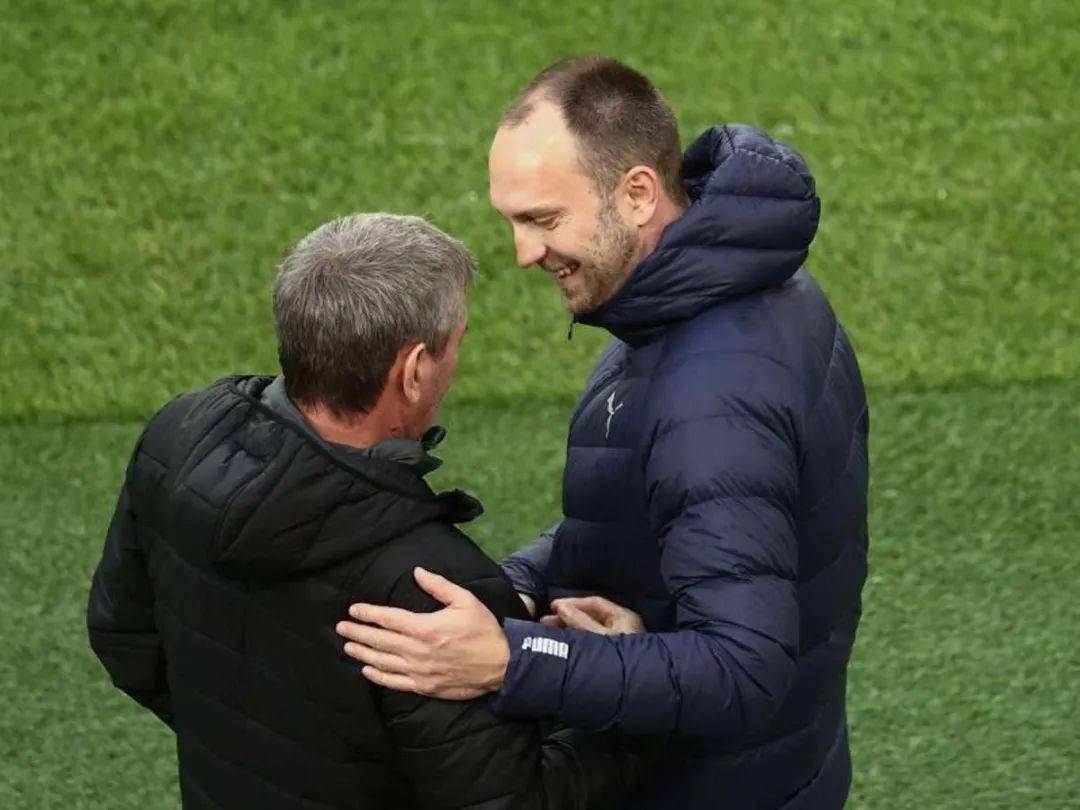 今夜夏洛特黄蜂备战德甲；篮板制胜细节曝光；赛场秩序良好；球队文化再被提及